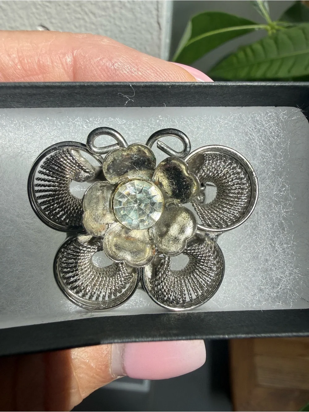 BUTTERFLY BROOCH 🦋